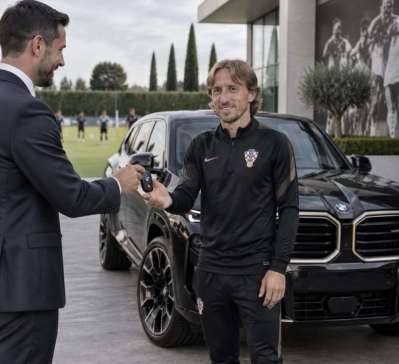 bmw a offert un cadeau d’une valeur de plus de 180 000 € à une star du football croate. découvrez de qui il s’agit et ce que ce présent lui réserve.
